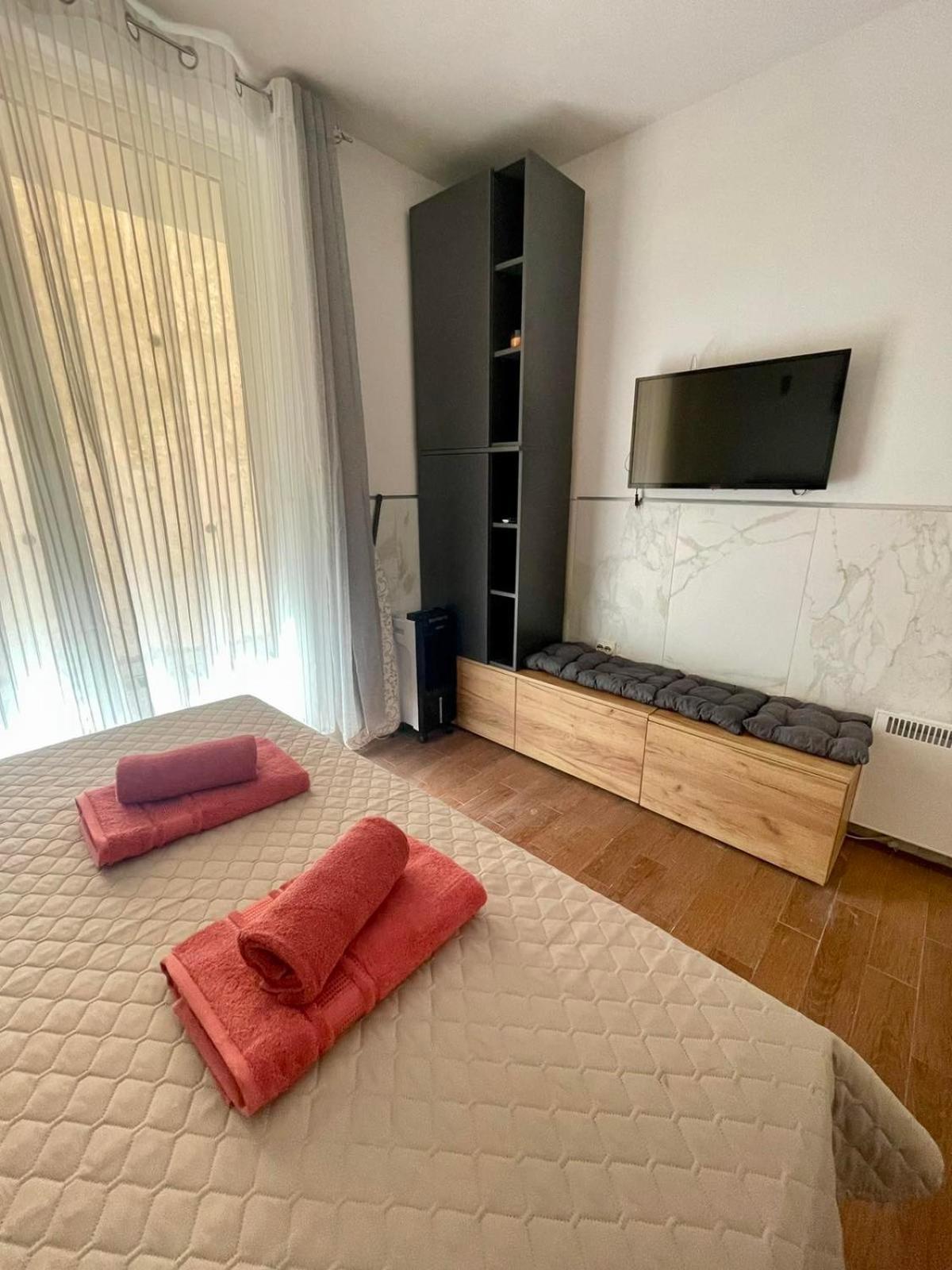 Apartment Rafailovici
